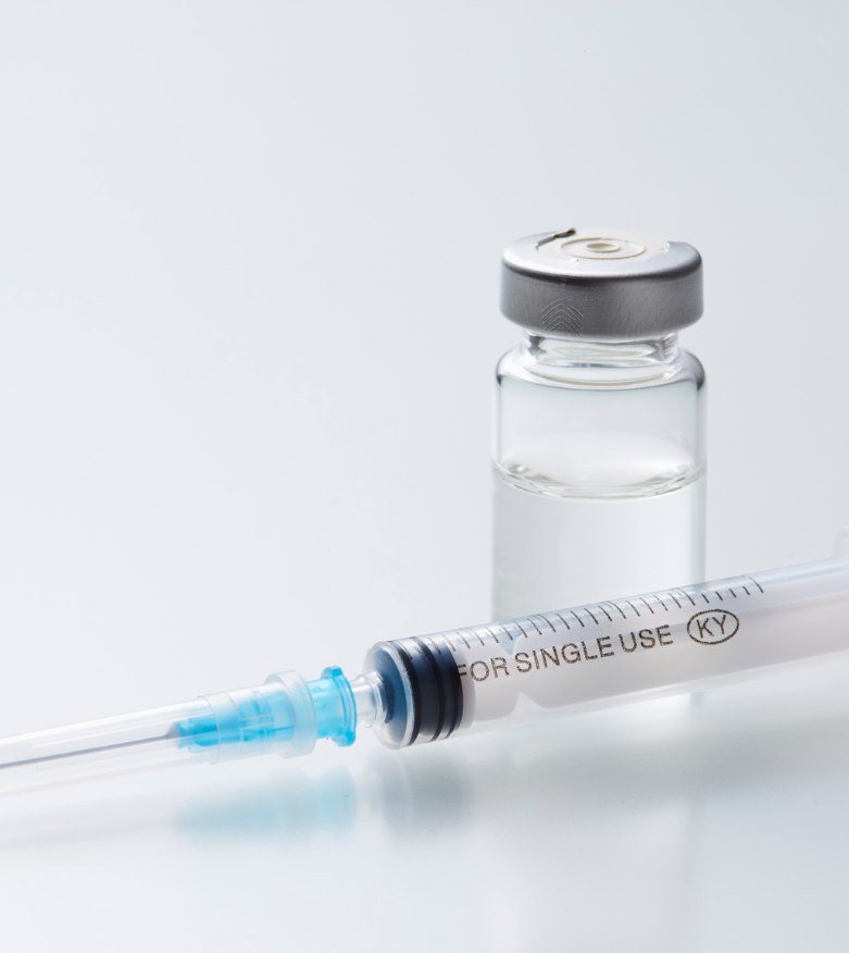 injections acide hyaluronique lèvres